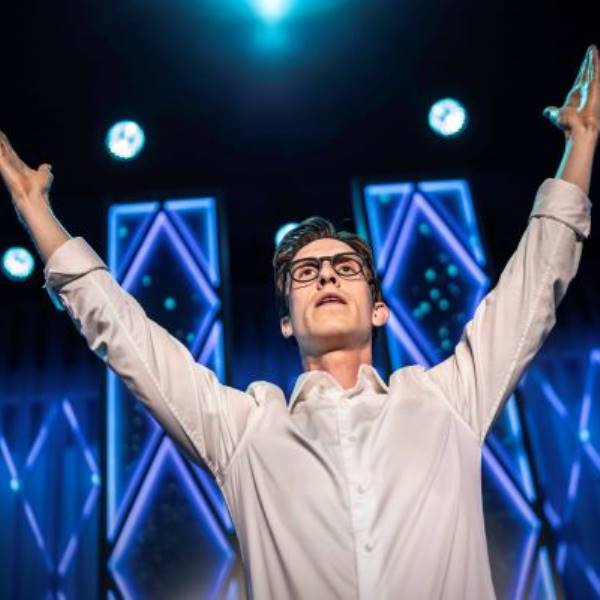 Tivoli_revy_2024_lowress_07